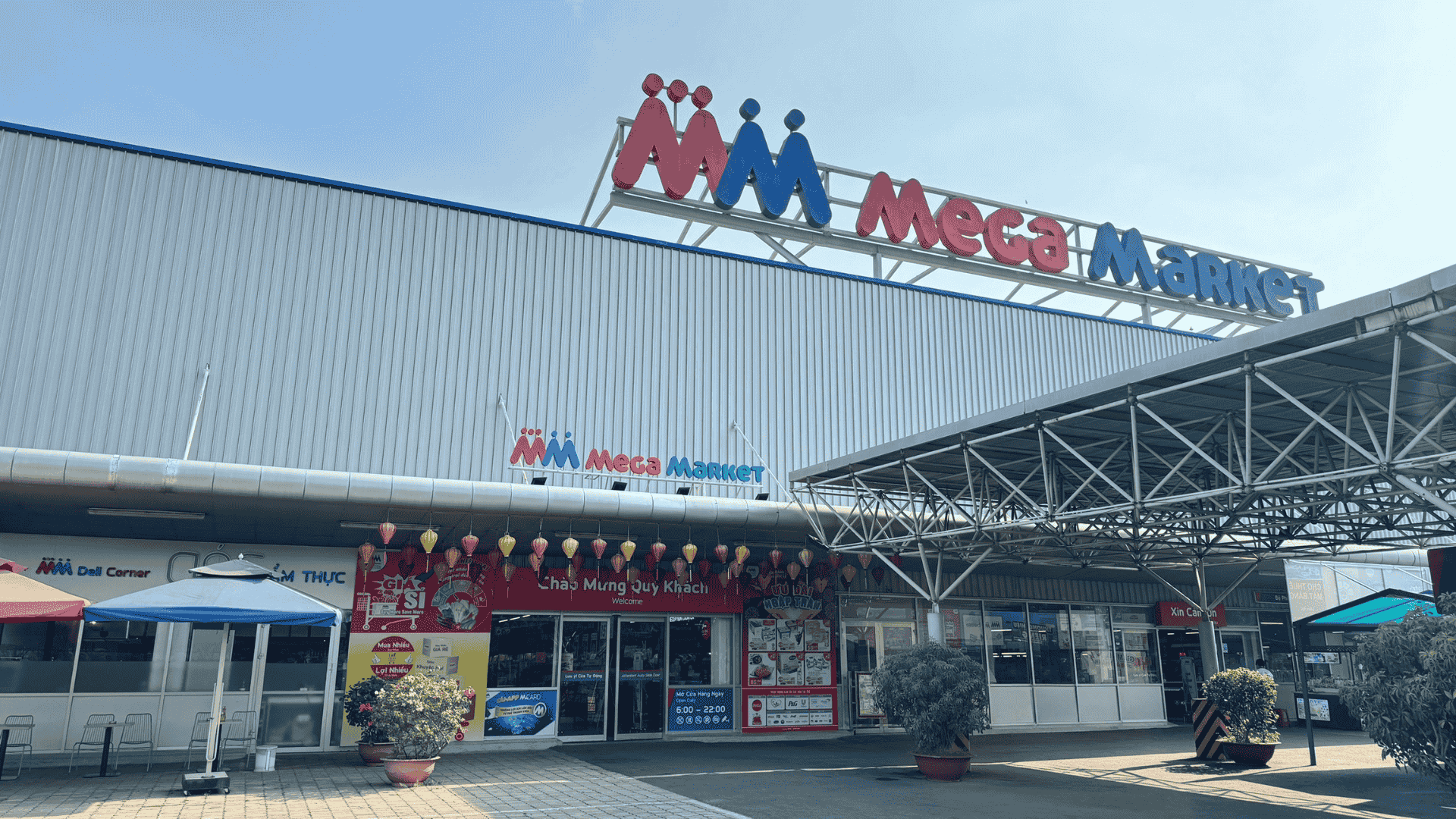 Personalizing Retail Marketing: Building a Dynamic E-Brochure Platform